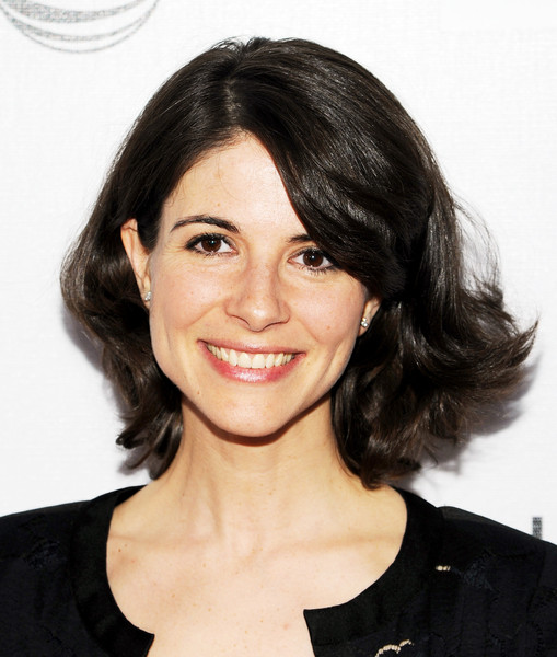 En ovärderlig kunskap. Emilia lärde mig vikten av att andas på rätt sätt, hennes breda kompetens inom området andning, magstöd och röst visade sig snabbt och jag kan varmt rekommendera Emilia också för hennes stora engagemang att få mej bättre